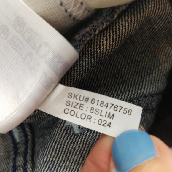 Abercrombie Girls 8 Slim Distressed Ripped Rhinestones Jeans - Picture 8 of 9